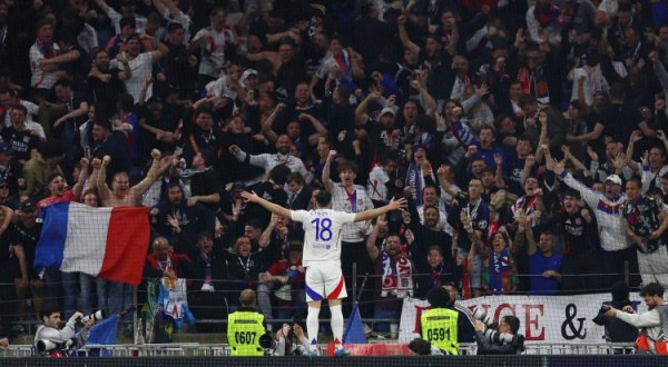 Romano: Cherki will travel to England today, and sign on Tuesday for medical examinations