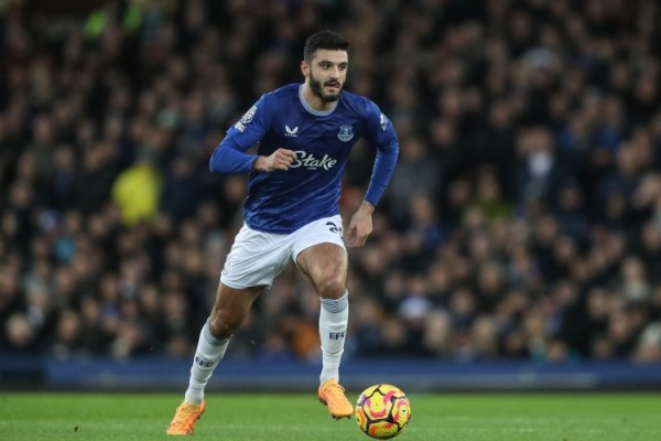 Reporter: Several Bundesliga teams asked about Bloya s situation, and the transfer fee is estimated to be 20 million euros