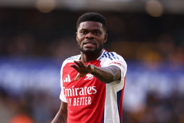 Telegraph: FA and Arsenal have received charges 10 months before Thomas was arrested