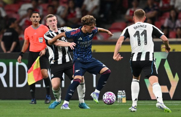 Daoman is included in the Arsenal roster, TA: Premier League regulations allow you to participate in the competition by the age of 15 before August 31