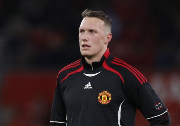 Phil Jones: Manchester United should let more players take offense when Greensby shrinks defense