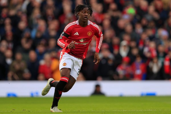 BBC: Manchester United rejects Maynu s loan request and hopes he stays for his position