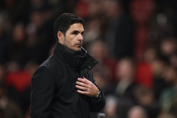 Carragher: Arsenal has the strongest lineup in the Premier League, but Arteta is playing like pulling a handbrake